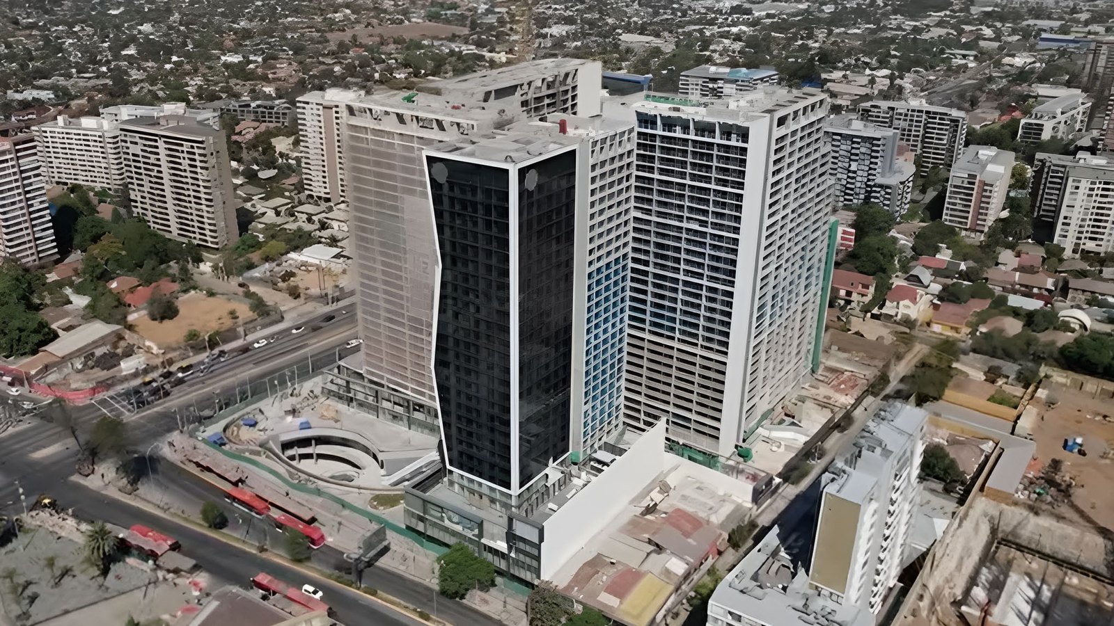 Eco Egaña — 32 этажа напротив метро, Сантьяго, от 175 387 $