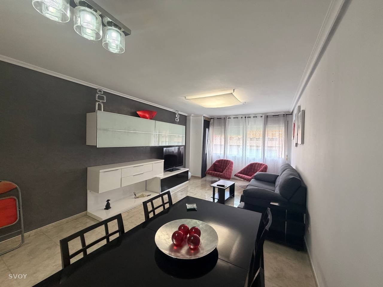 3 комнаты, 145 м² на улице Doctor Sapena, Аликанте — фото 1 из 10