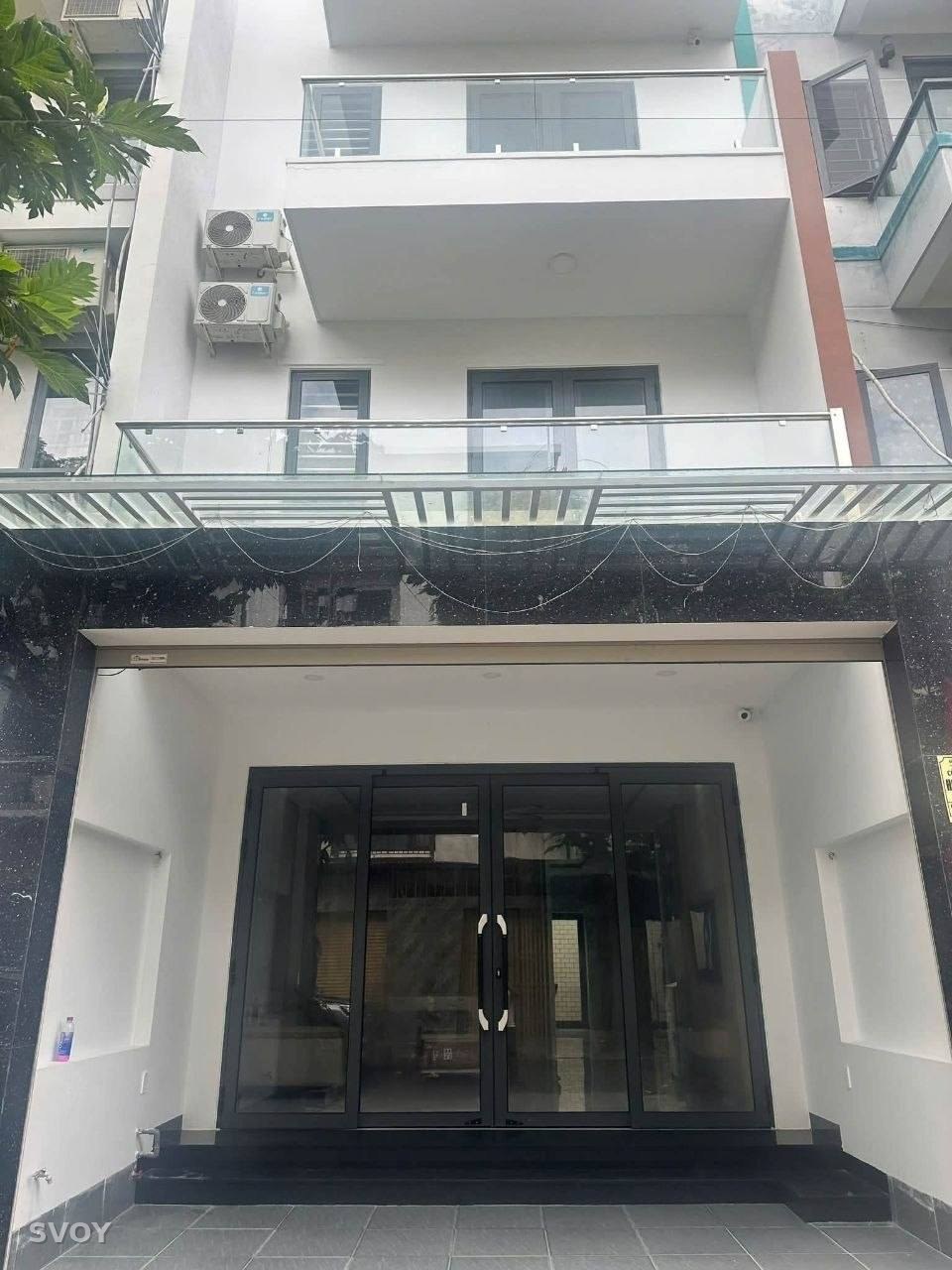 Дом 270 м², 3 спальни, терраса, юго-запад Нячанга — фото 1 из 9