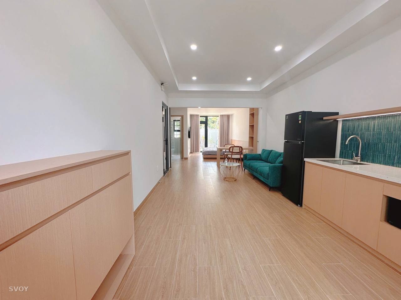 Студия 80 м² с двориком, север, 5 мин до моря — фото 1 из 7