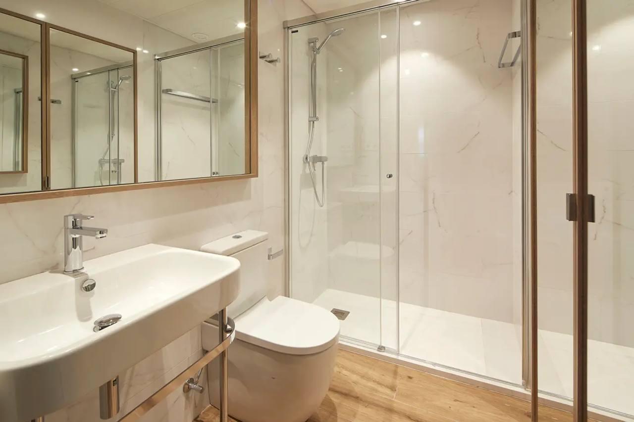 Барселона, L'Hospitalet (Santa Eulàlia) — 3 спальни, 118 м², терраса и бассейн